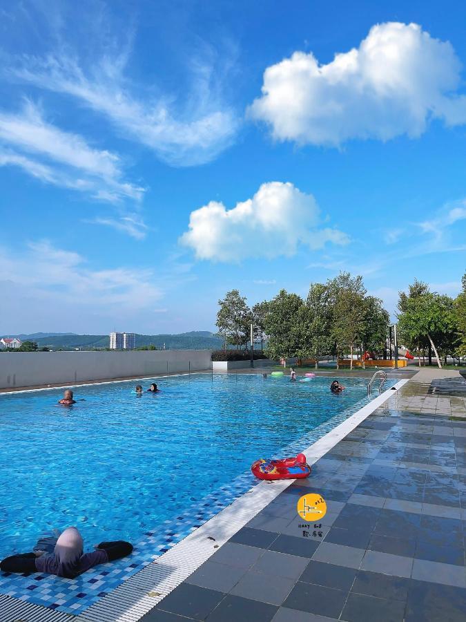 A Private With Bathroom,15 Minutes To Klia, Klia2, Sepang, Host By Locals, Private Host, Not A